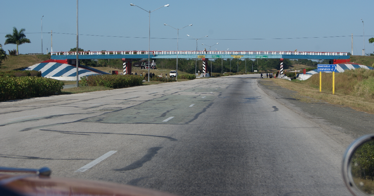 Autopista Nacional en la provincia de Villa Clara (imagen de referencia) © CubaSí
