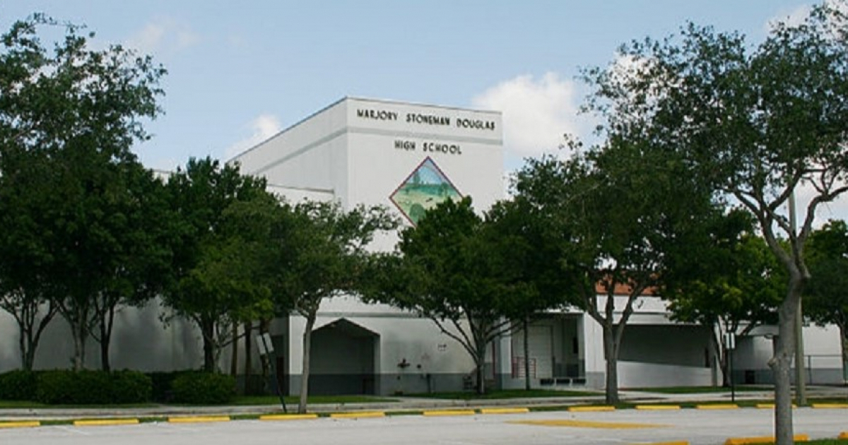 Escuela secundaria Marjory Stoneman Douglas, de Parkland. © Wikipedia