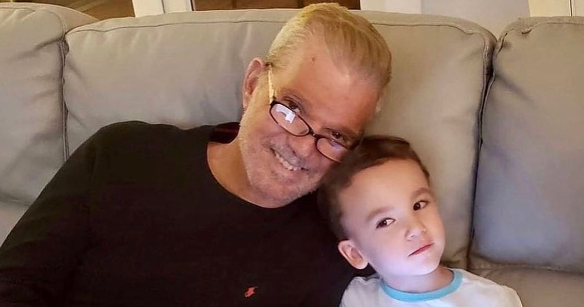Willy Chirino con su nieto John William © Instagram / Willy Chirino
