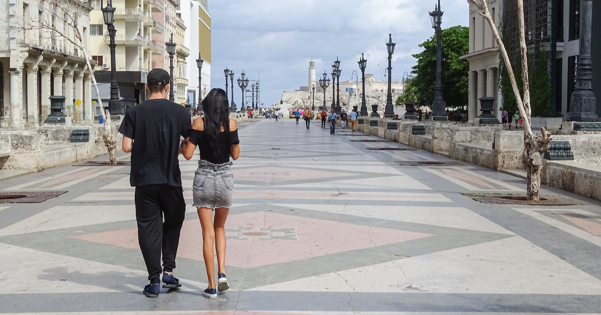 Jóvenes cubanos © CiberCuba