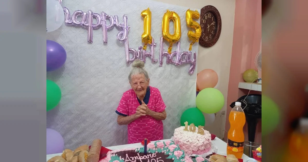 Amparo Hernández Hernández celebró sus 105 años © Chábeli Rodríguez García