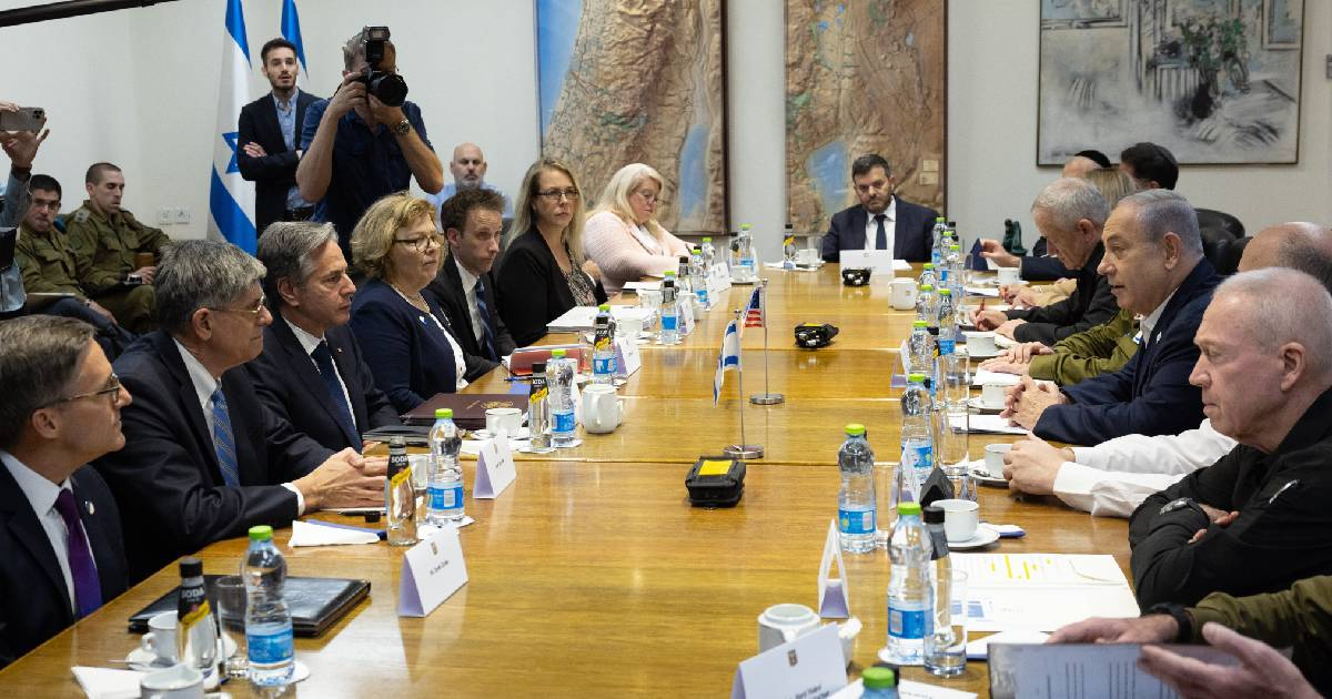 Blinken reunido con Netanyahu y alto mando israelí © X / Secretary Antony Blinken