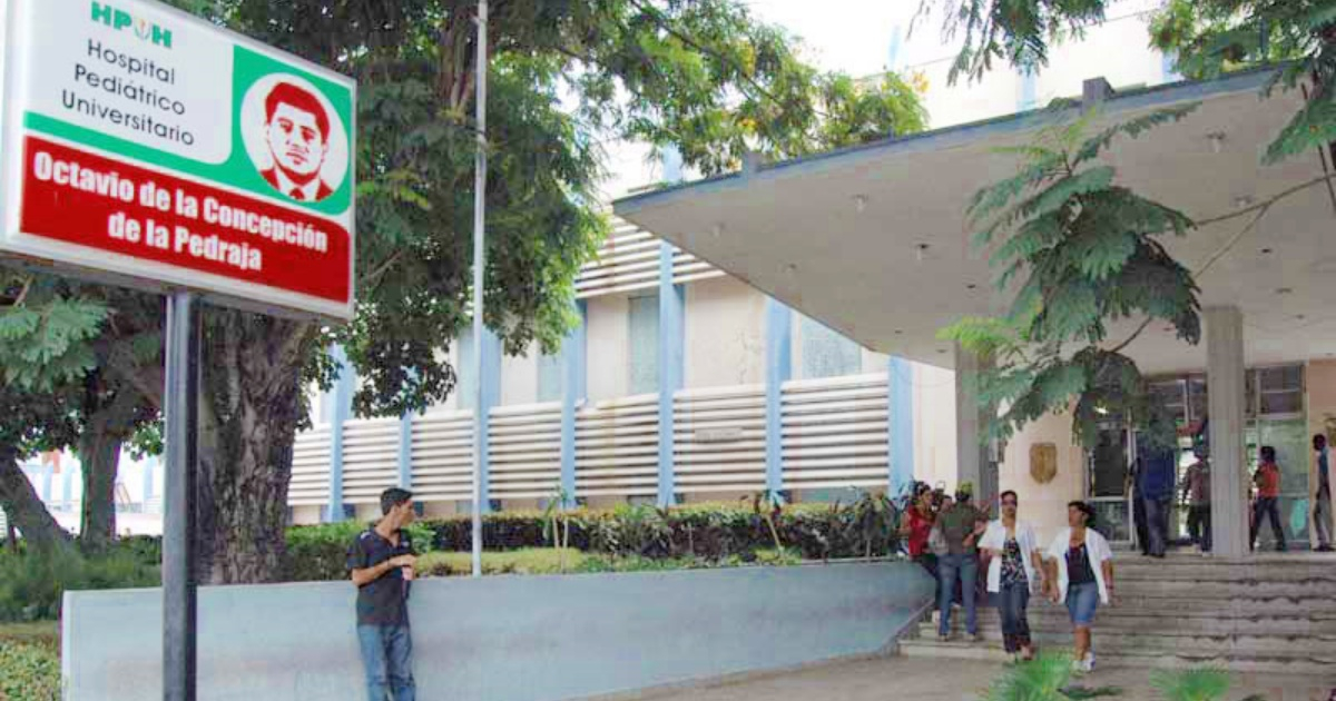 Entrada del Hospital Pediátrico de Holguín © Ahora.cu