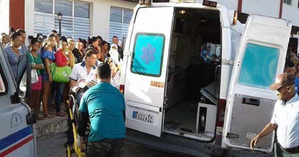 Ambulancia en Cuba (Imagen de Referencia) © Facebook/Radio Arimao