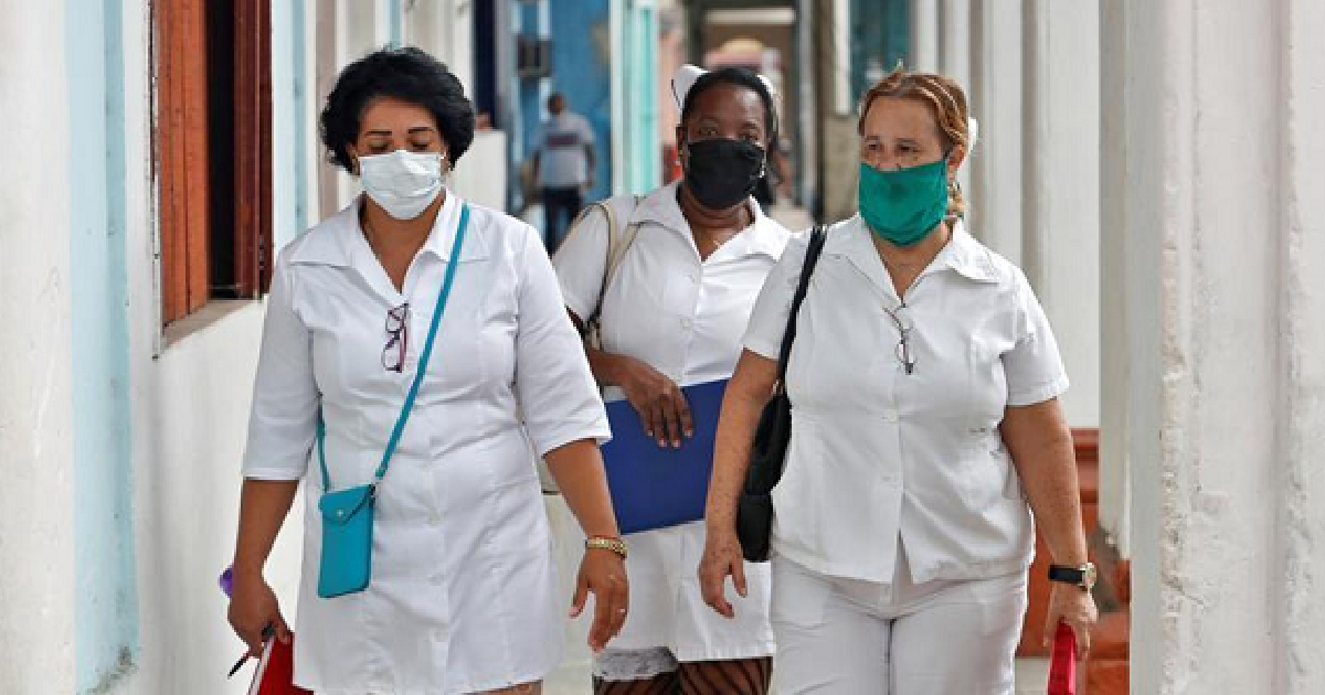 Enfermeras cubanas (Imagen de Referencia) © Portal del ciudadano de Artemisa
