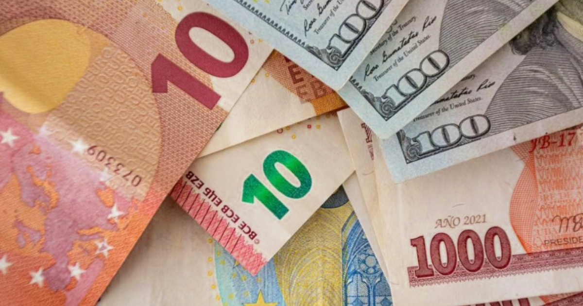 Euros, dólares y dinero cubano (Imagen de referencia) © elToque