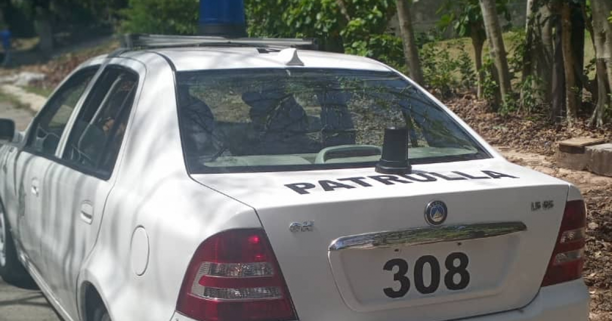 Patrulla de Policía cubana (Imagen de referencia) © Twitter / MSI