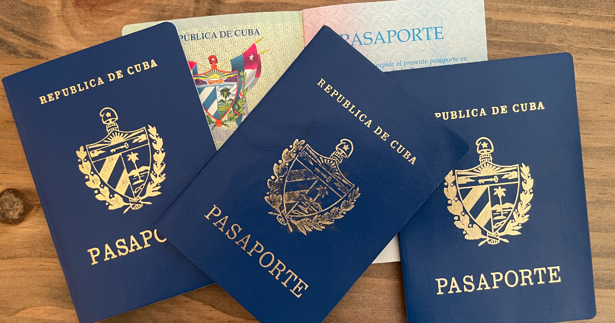 Pasaportes cubanos (Imagen de referencia) © CiberCuba