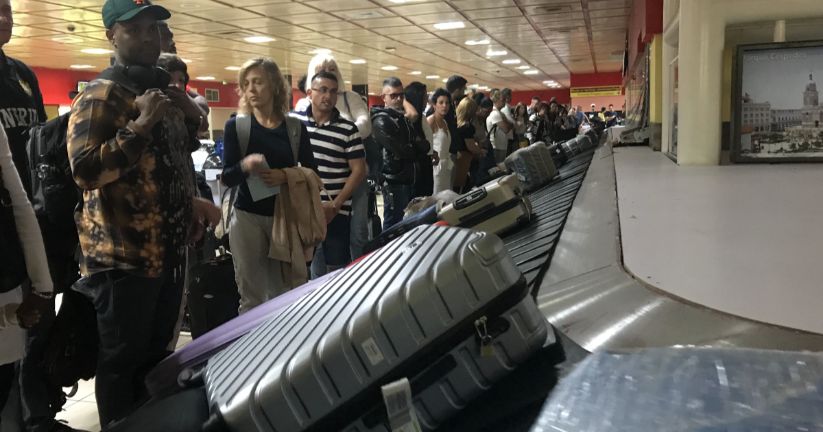 Estera de equipajes en Terminal 3 del Aeropuerto José Martí de La Habana © CiberCuba