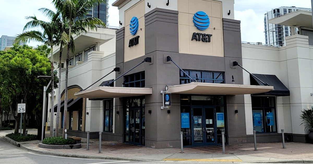 Tienda de AT&T en Miami © Google Images