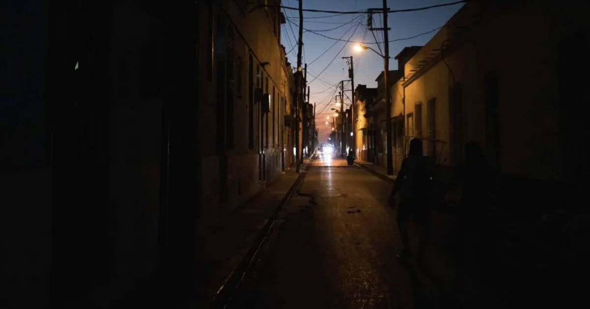 Energy crisis in Cuba: Blackouts of four hours a day in Havana due to ...