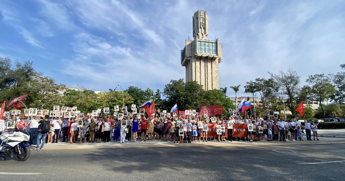 Rusos marchan en La Habana © Facebook/Embajada de Rusia en Cuba