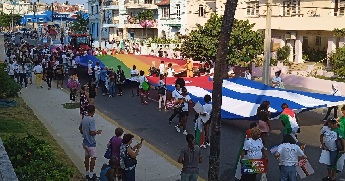 Marcha de la comunidad LGBTIQ+ en el Vedado, La Habana © Facebook/Pedro Luis Garcia