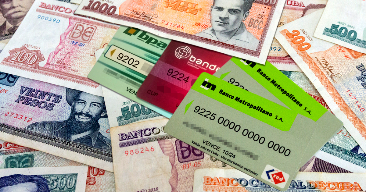 Tarjetas y pesos cubanos (imagen de referencia) © CiberCuba