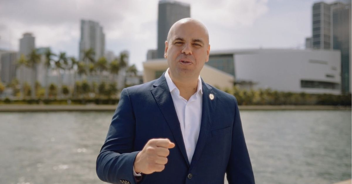 Police Officer of Cuban Descent Aims to Become Miami-Dade County Sheriff