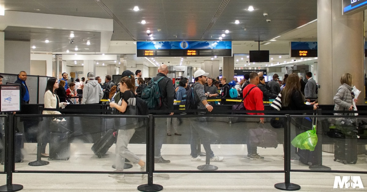 Funcionarios cubanos accedieron a zonas de seguridad en el Aeropuerto de Miami