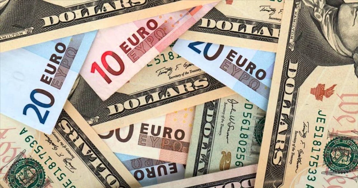 Dólares y euros (Imagen de referencia) © Pixabay 