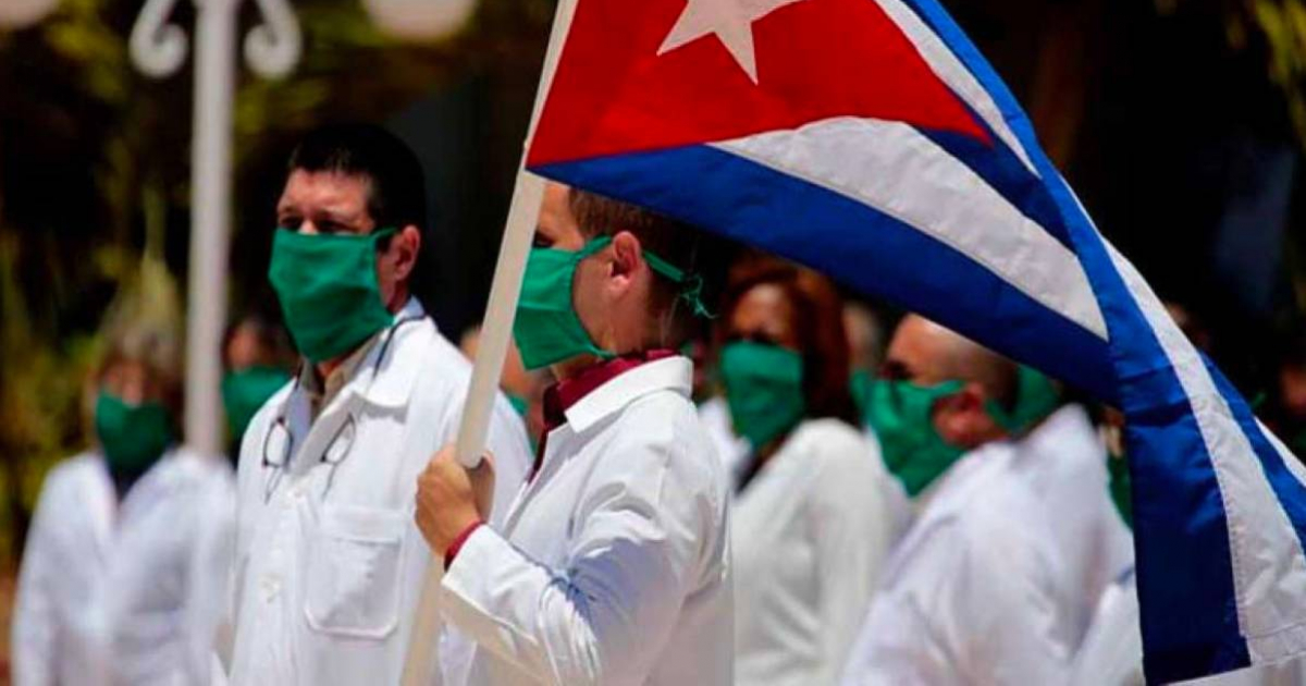 Médicos cubanos en misiones © Trabajadores