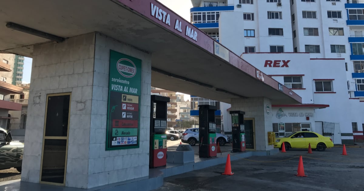 New Dollar-Only Gas Stations Open in Cuba Amid Fuel Crisis