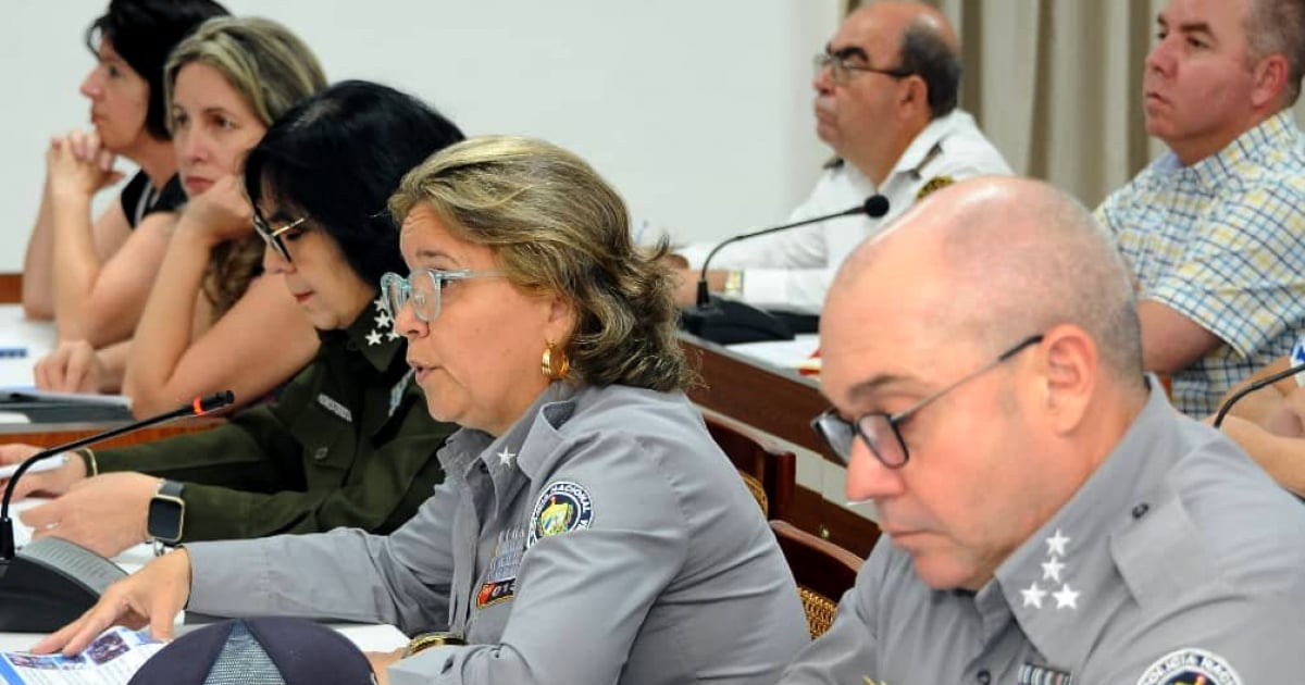 Reunión del grupo de trabajo para la prevención y enfrentamiento a los delitos e ilegalidades © Presidencia de Cuba