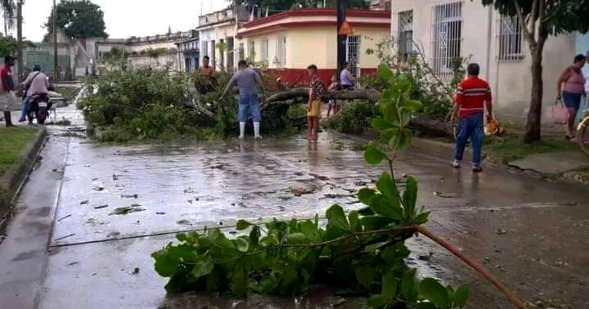 Severe Hailstorm and Strong Winds Hit Camagüey City