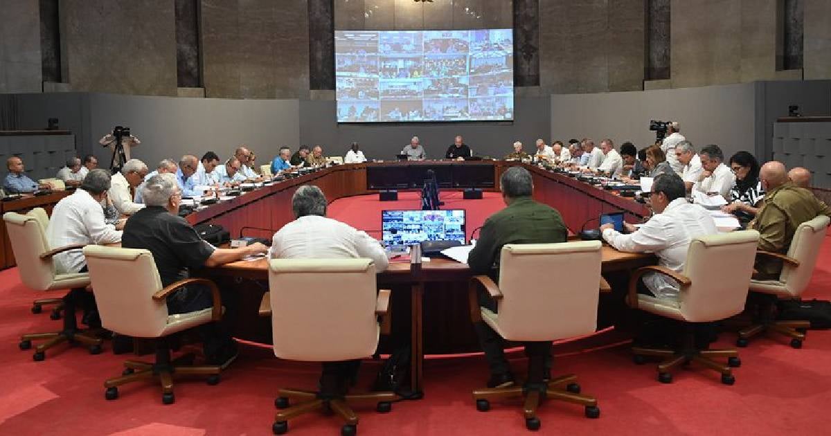 Consejo de Ministros de Cuba © Estudios Revolución