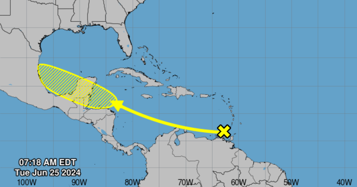 Tropical Wave Progresses Across the Southern Caribbean Sea