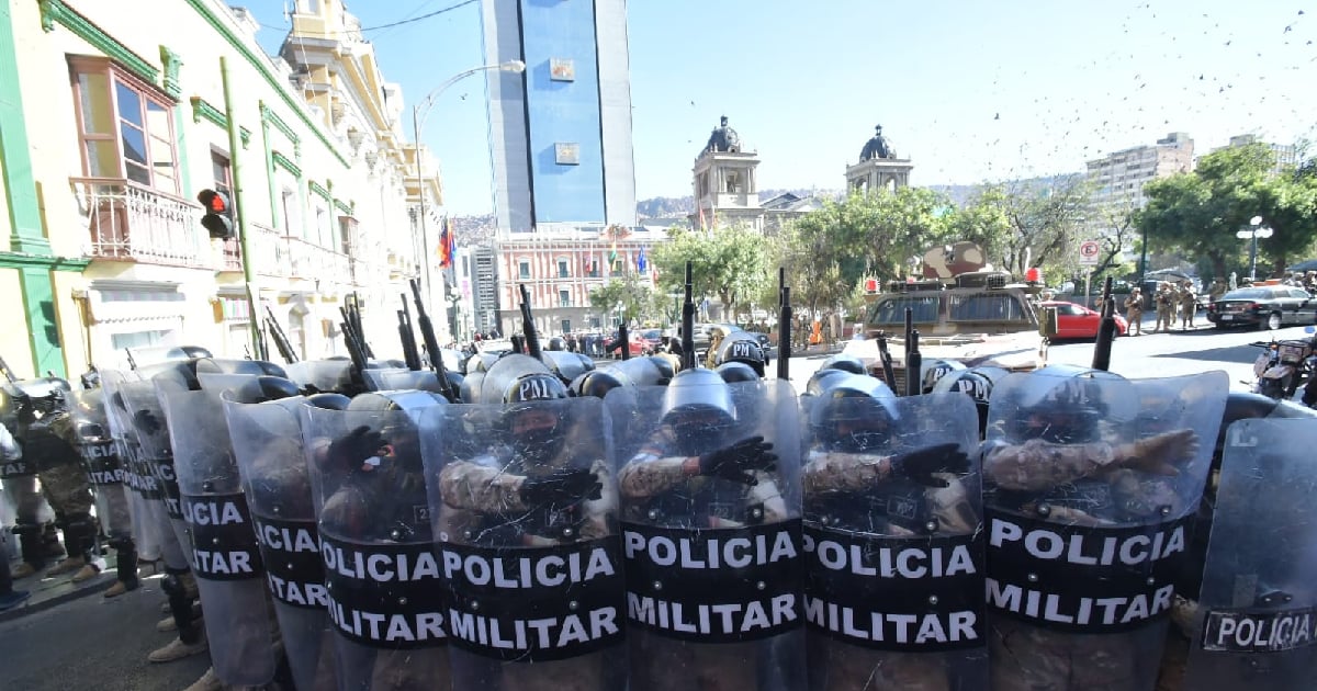 Intento de golpe de Estado en Bolivia © Facebook/UNITEL