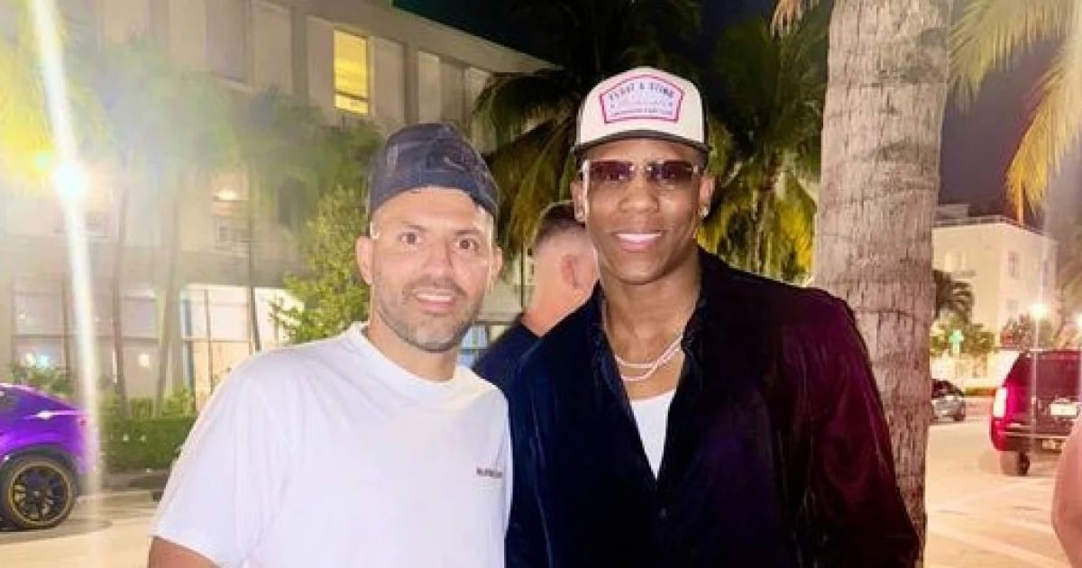 Yordenis Ugás Meets Kun Agüero in Miami: "He Told Me He Wants to Learn Boxing"
