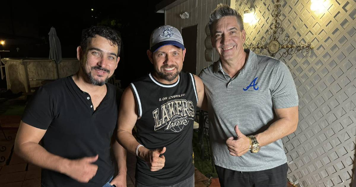 Three Former Tele Rebelde Sports Commentators Reunite in the United States