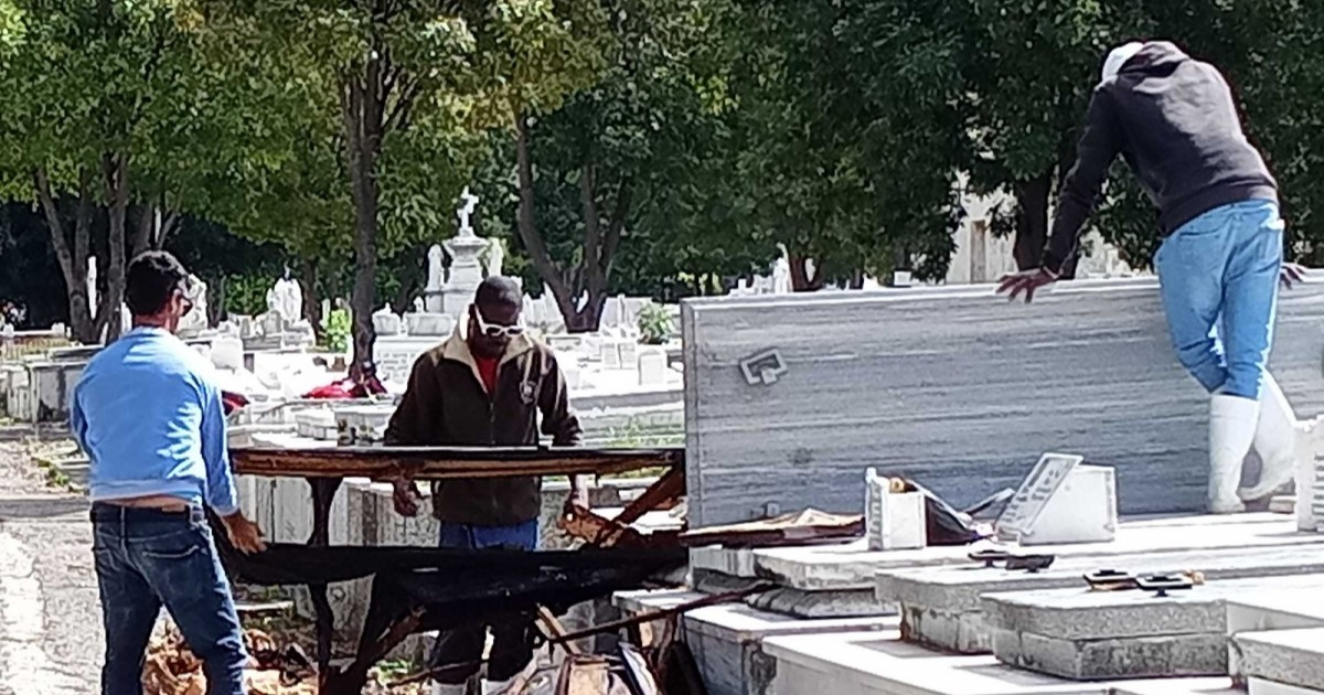 Exhumación en el Cementerio Colón de La Habana (Imagen de referencia) © CiberCuba