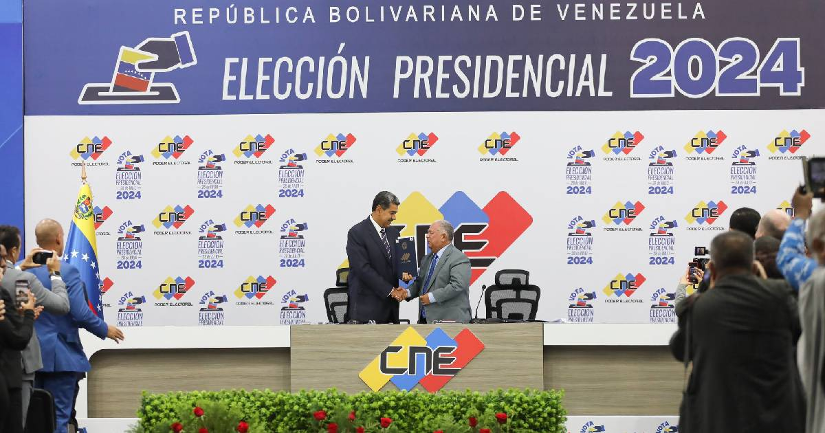 Nicolás Maduro en el CNE © X/Delcy Rodríguez