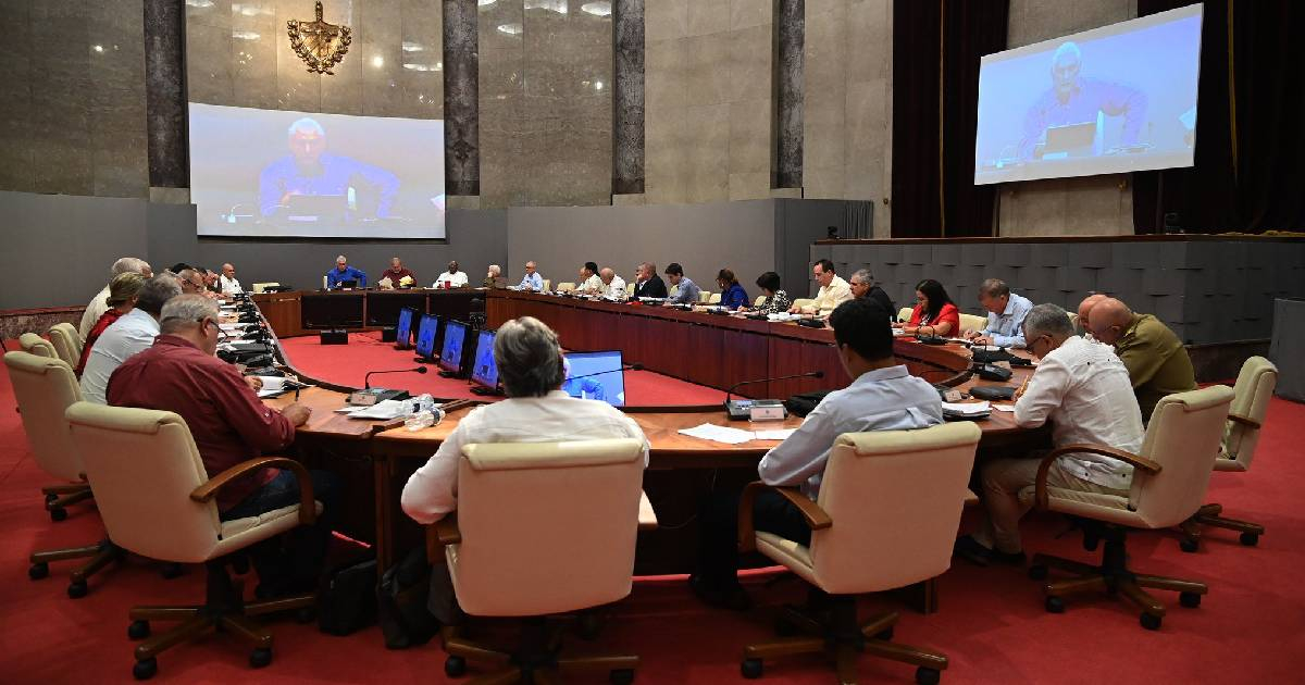 Miguel Díaz-Canel llama a resistir la crisis sin ofrecer soluciones concretas