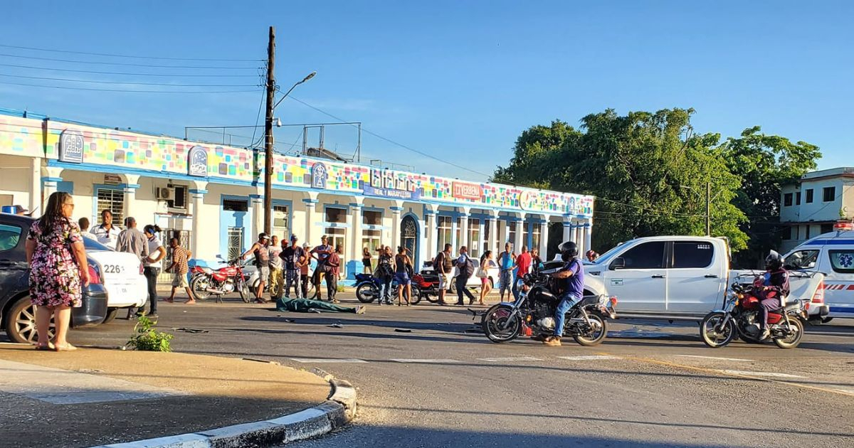 Fatal Collision in Havana: Motorcyclist Dies After Crash with Truck in Playa