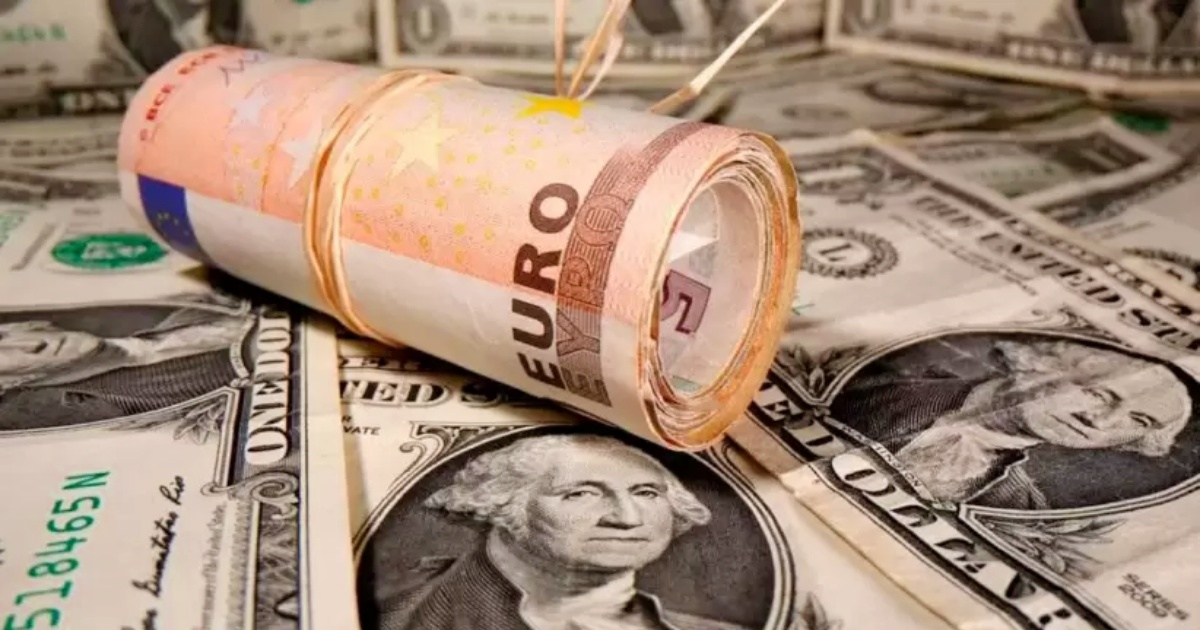 El valor del dólar y del euro retrocede en Cuba