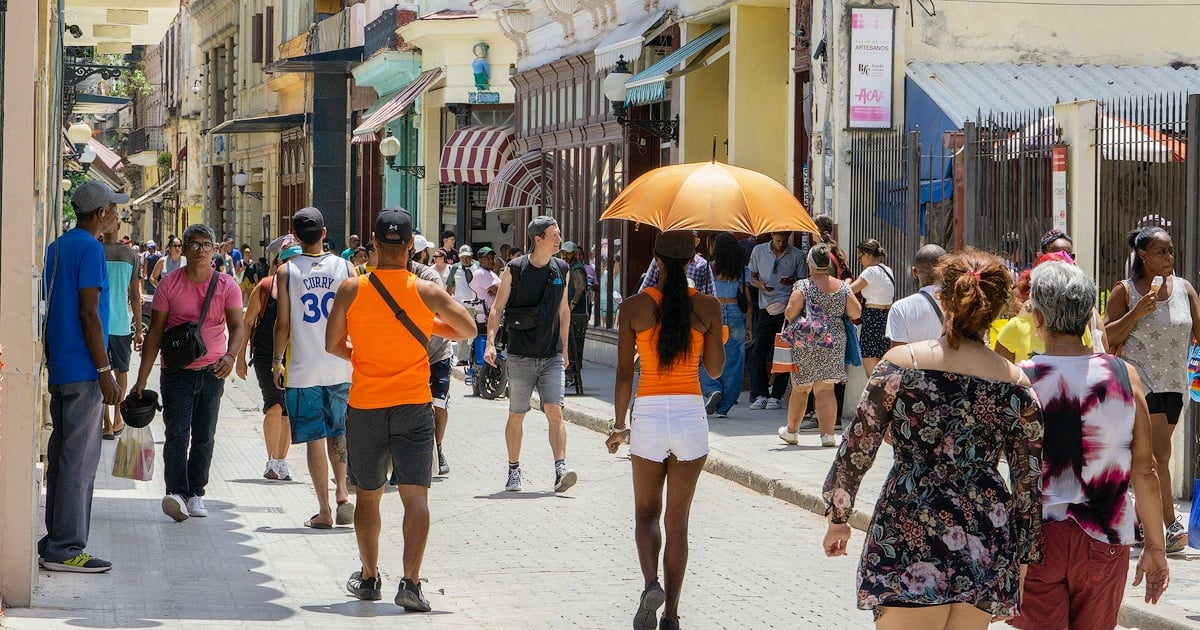 Currency Market in Cuba Sees No Changes Amidst Economic Strain