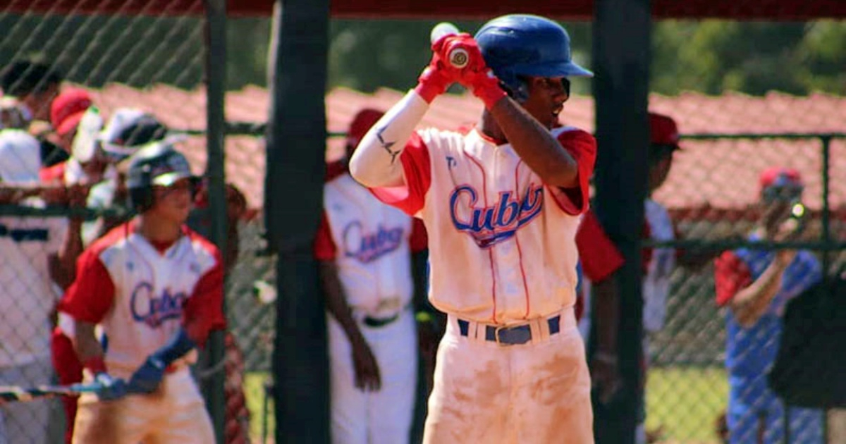 Joven talento del béisbol cubano Sub-15 emigra en busca de un futuro en la MLB