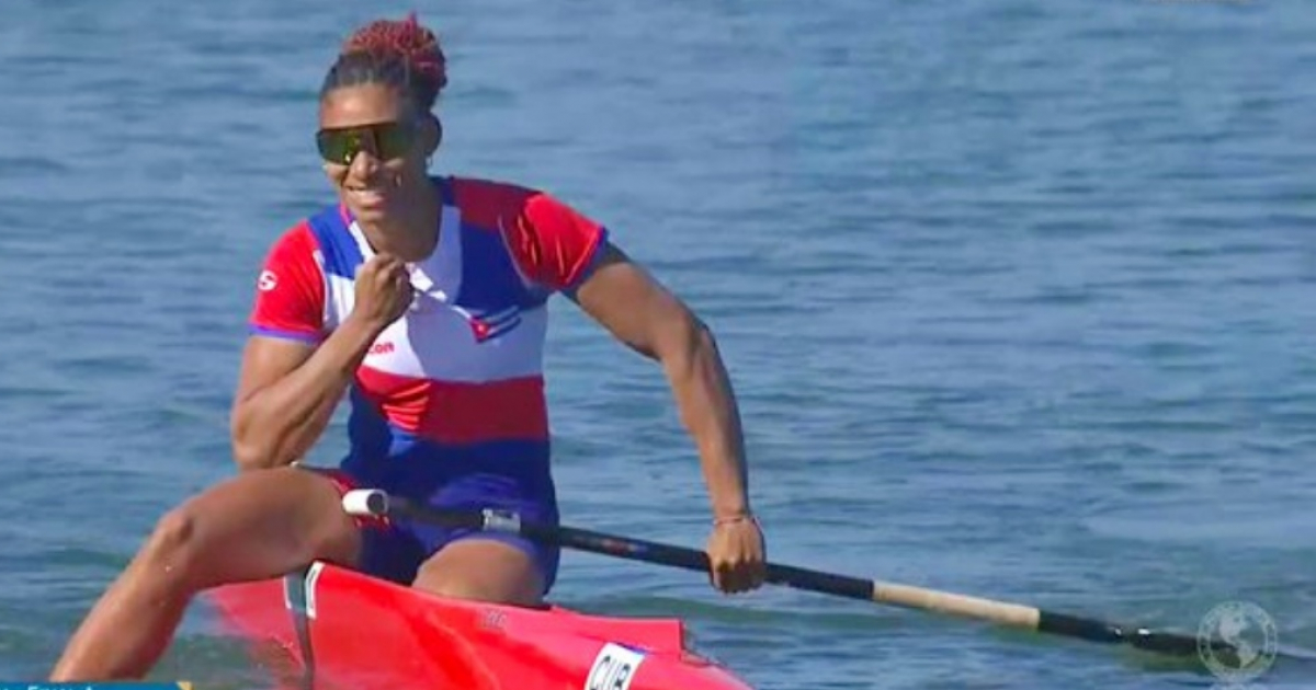 Cuban Yarisleidi Cirilo in the individual canoeing final at the Paris ...