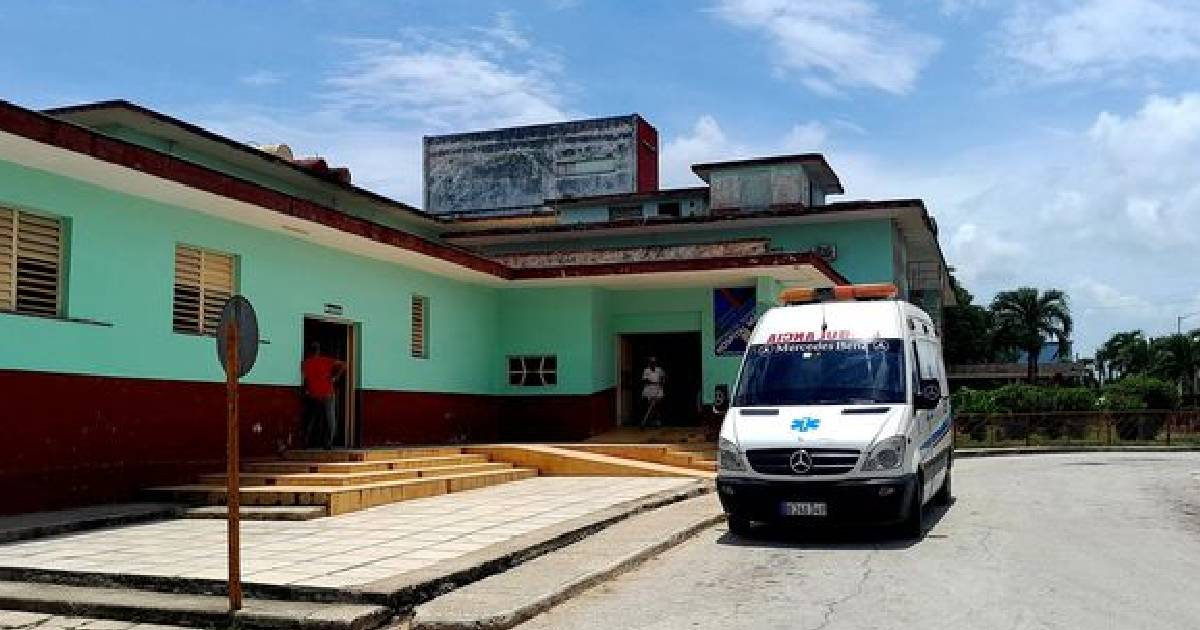 Ambulancia en Cuba (Imagen de Referencia) © Facebook/Emilio Rodriguez Pupo