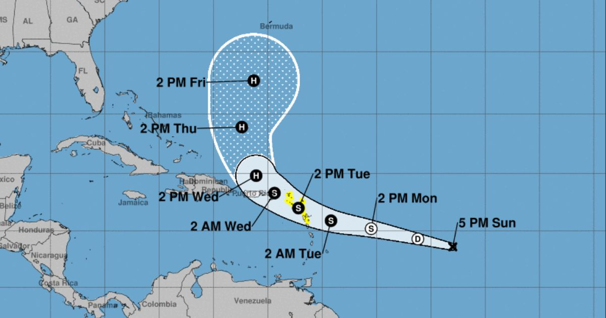 Posible huracán Ernesto no representa peligro para Florida, según primer cono de trayectoria