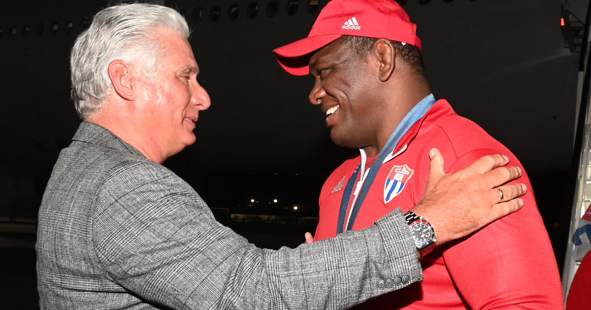 Cuban Leader Díaz-Canel Flaunts $13,000 Rolex While Embracing Olympic Delegation