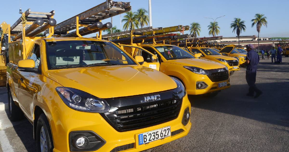 Nuevos carros en la Empresa Eléctrica © Facebook/Empresa Eléctrica de La Habana