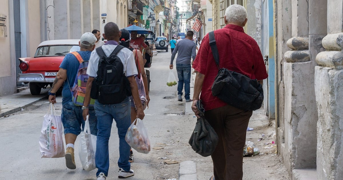 Former Cuban Economy Minister Reports Over $4 Billion Loss in External Revenue Over Five Years