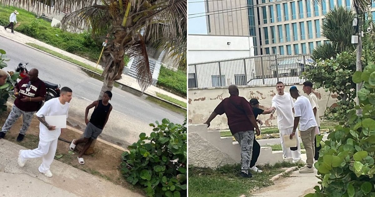 Bebeshito e integrantes de su grupo en las cercanías de la embajada © Instagram / Un Martí To Durako