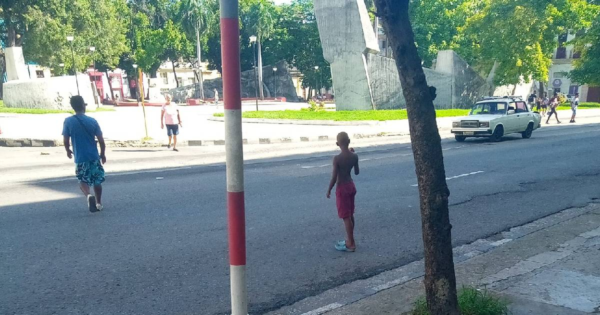 Niño en calle cubana © Facebook/Taymi Montes