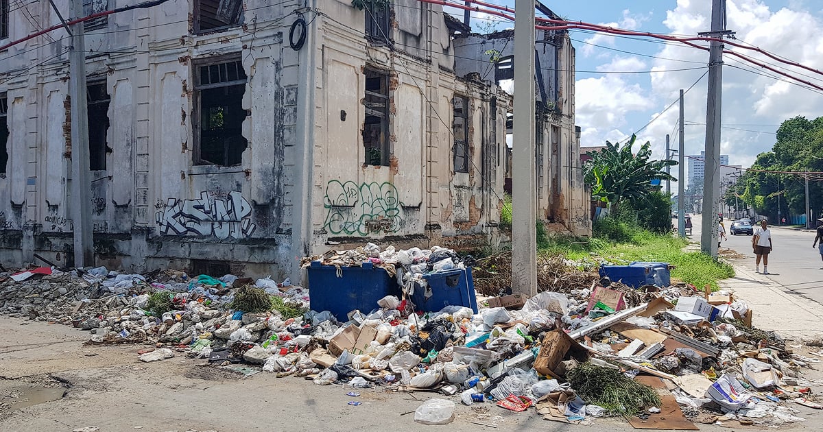 Calles de la habana con basura © CiberCuba