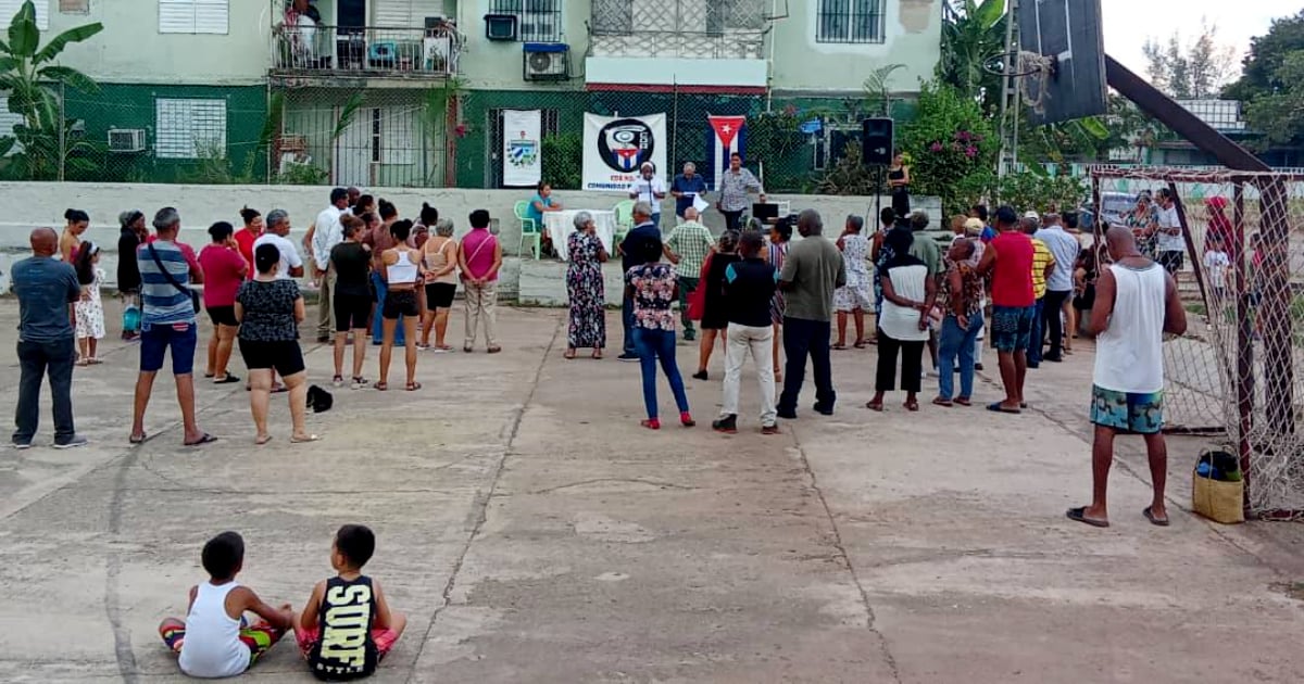 Asamblea de rendición de cuentas en Santa Marta, Matanzas © Facebook / Telebandera