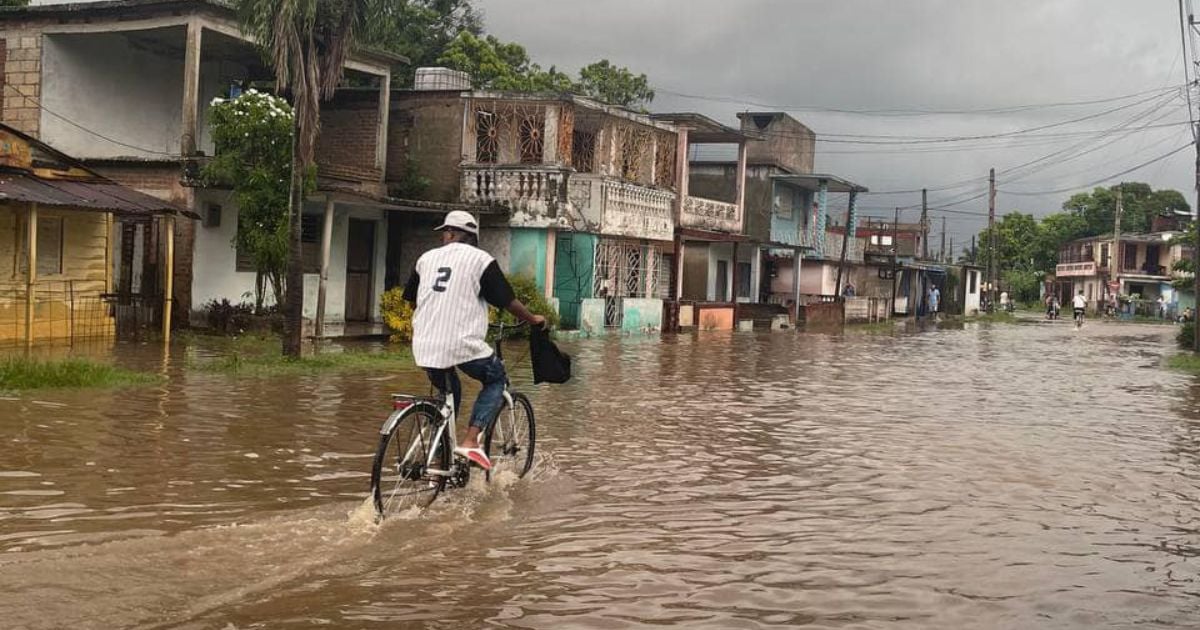 Sewage System Fails in Camagüey Neighborhood