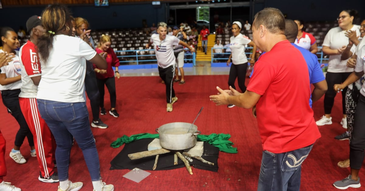 Caldosa "simbólica" como homenaje a los CDR © Facebook / JIT Deporte Cubano