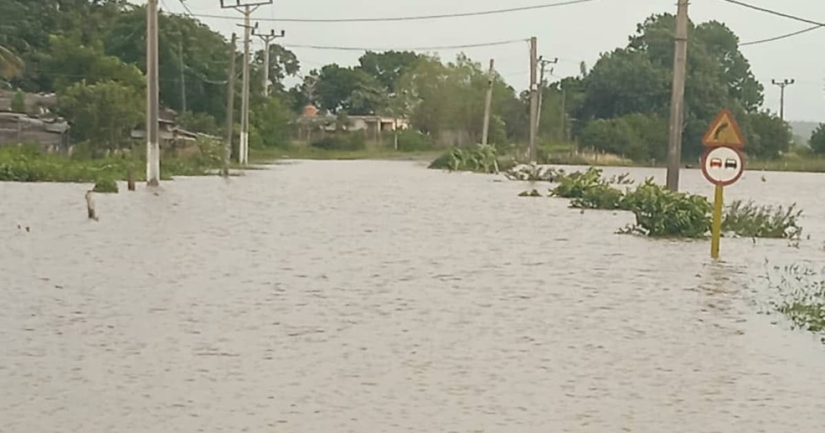 Crecida del río Cuyaguateje © Yamile Ramos Cordero / Facebook